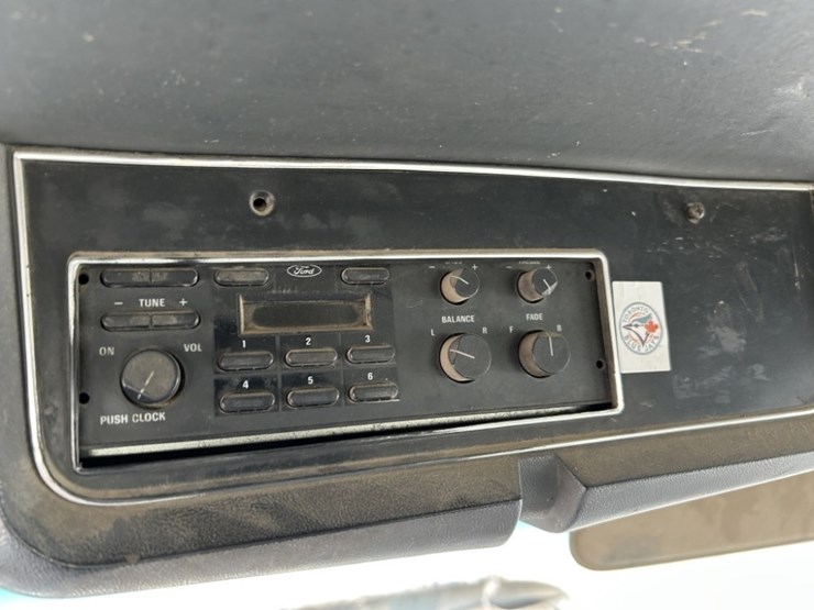 1994-ford-l8000-image-30