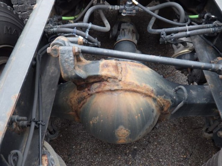 2016-international-8600-image-9