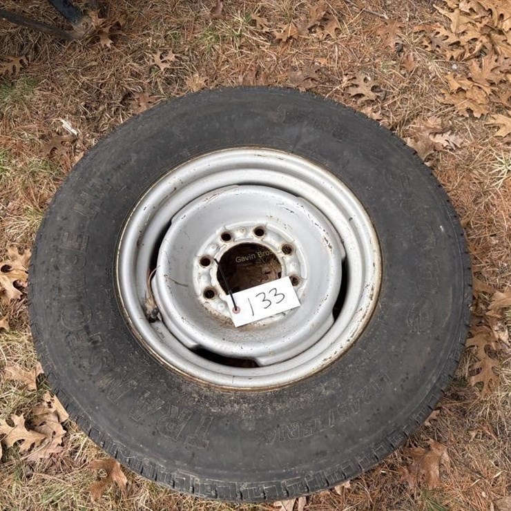 LT245/75 R16 Tire w/rim