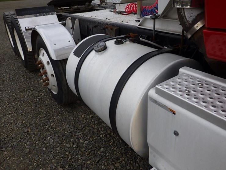 2016-international-prostar-image-30