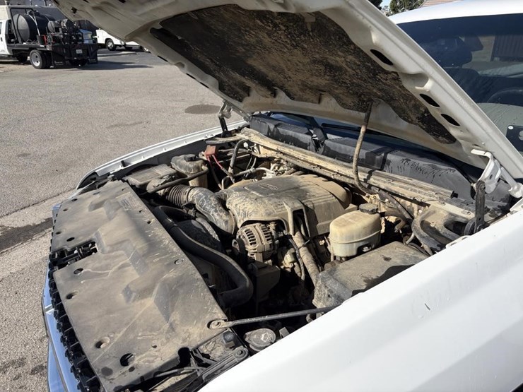 2010-chevrolet-silverado-2500-image-6