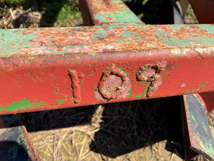 #42473-•-levee-squeeze-w/seeder-109-image-51