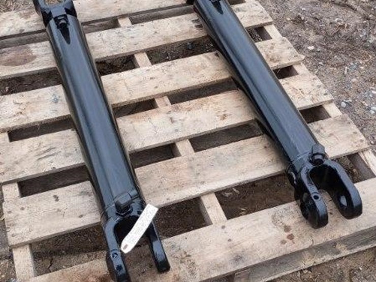 deere-748g-iii-image-1