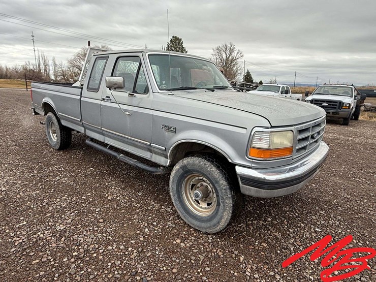 1995-ford-f250-image-4