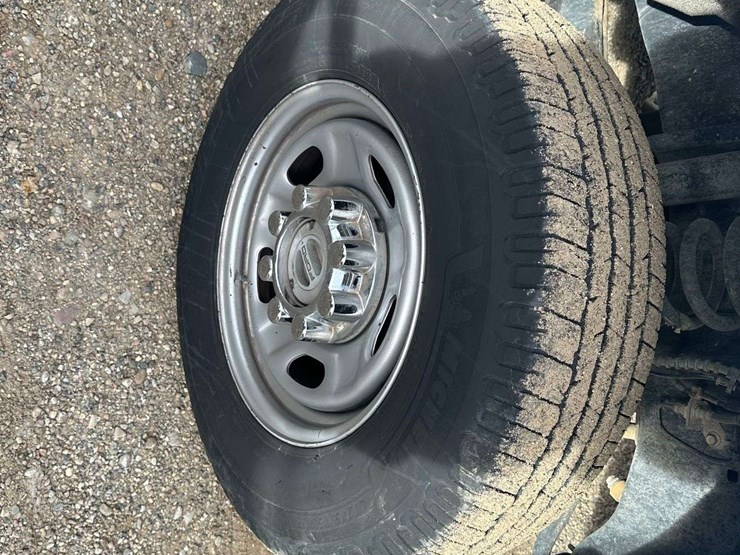 2019-ford-f250-xl-image-18