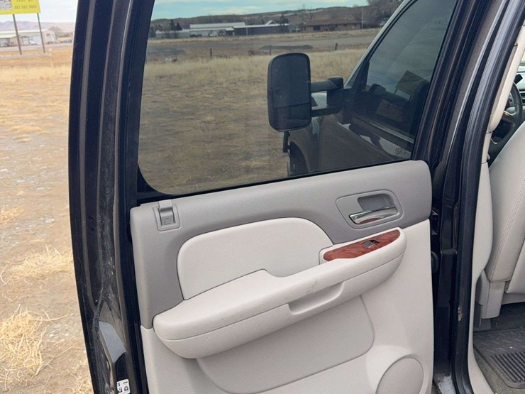 2009-gmc-sierra-2500-image-34