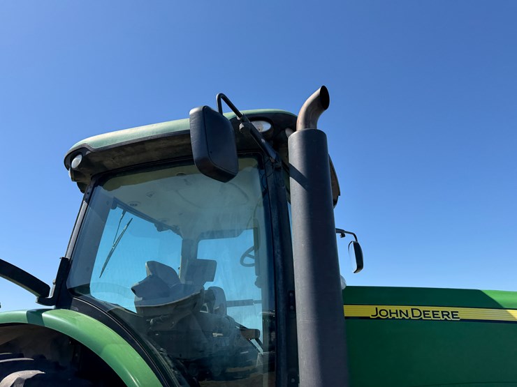 2010-john-deere-8270r-image-41