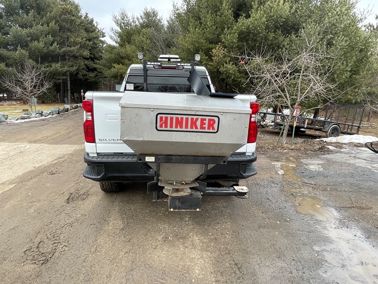 2020-chevrolet-2500hd-image-6