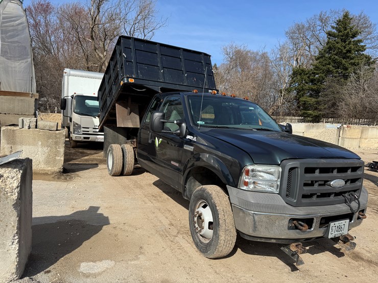 2005-ford-f350-xl-image-3