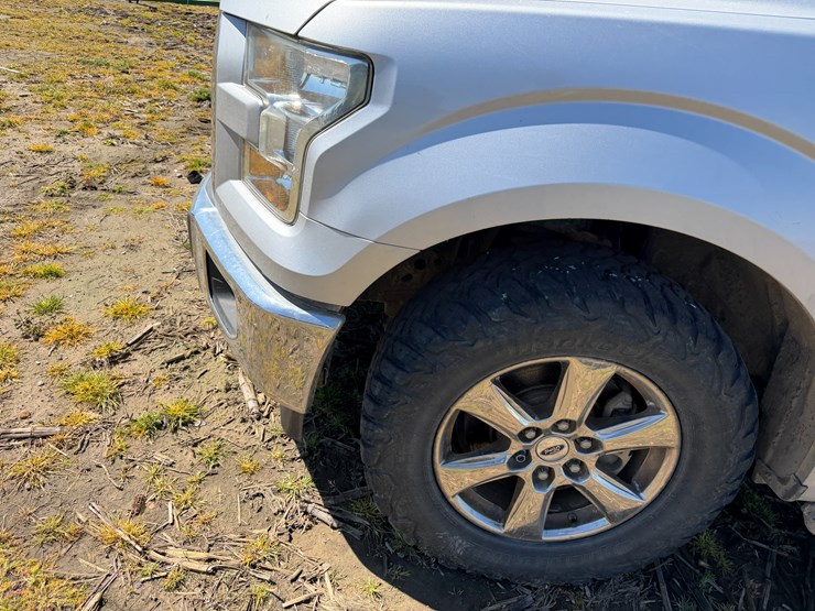 2017-ford-f150-image-24