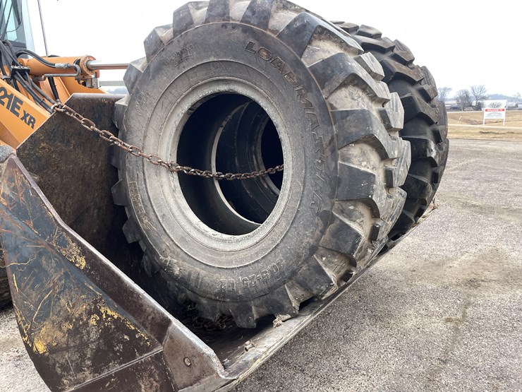 2008-case-621e-xr-image-27