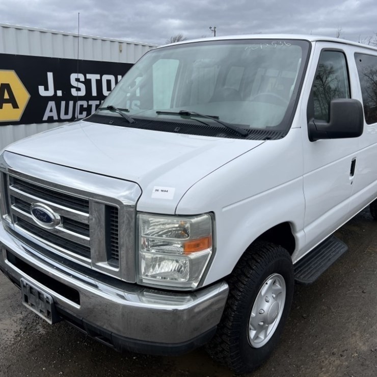2008 FORD E350