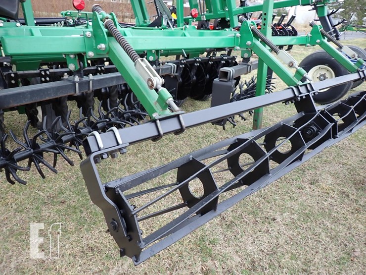 great-plains-2200tt-image-9