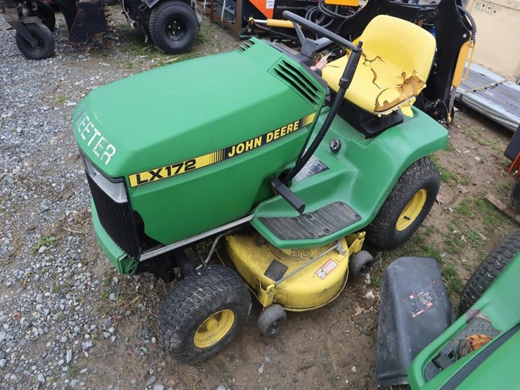 john-deere-lx172-image-4