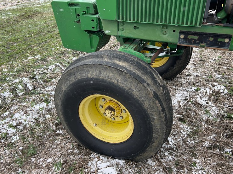 1983-john-deere-4450-image-32