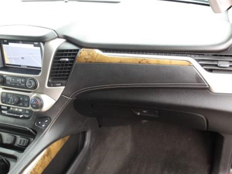 2016-gmc-yukon-denali-image-44