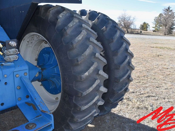 1991-versatile-846-image-30