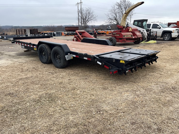 #1098-•-2022-big-tex-trailer-(has-wi-title)-image-2