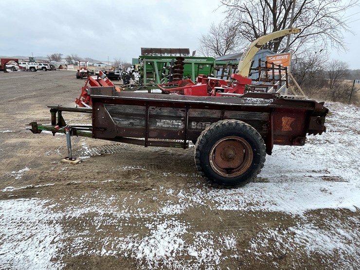 #2006-•-minnesota-spread-all-spreader-image-8