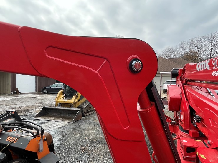 #1000-•-2024-cmc-90hd+-lift-(fall-creek,-wi)-image-41