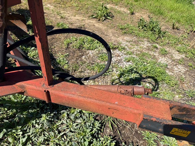 #42473-•-levee-squeeze-w/seeder-109-image-36