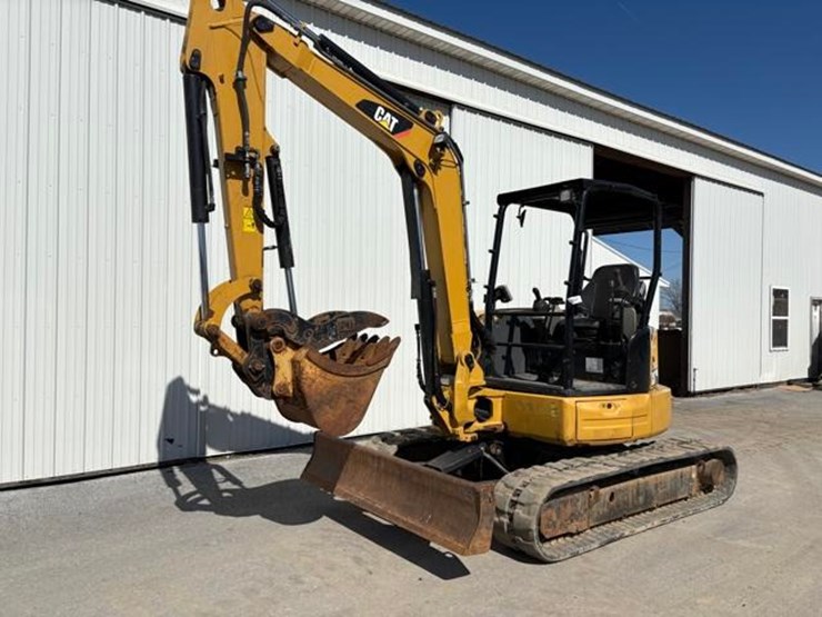 2017-caterpillar-305e2-cr-image-3