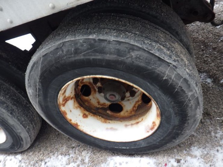 2005-strick-van-image-12