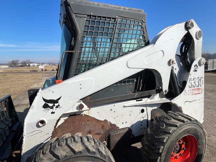 2008-bobcat-s330-image-9