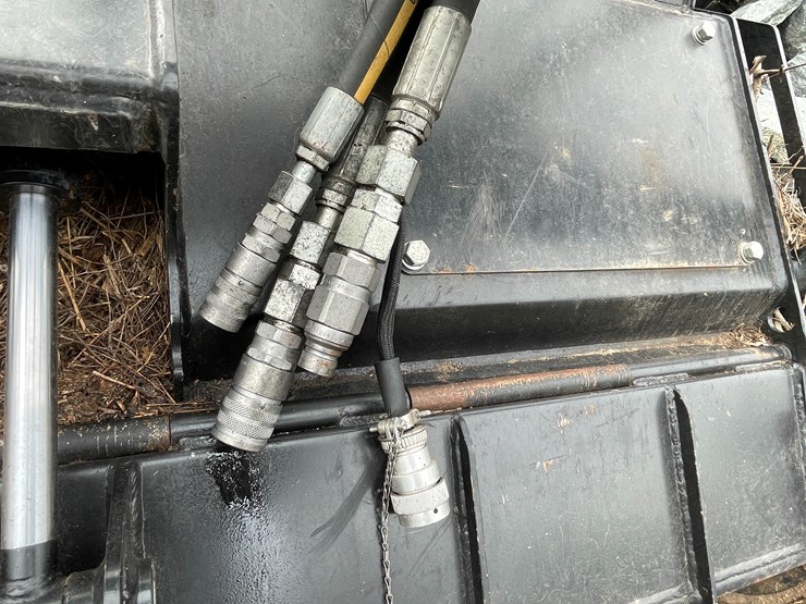 #1018-•-cat-forest-mulcher-(fall-creek,-wi)-image-11