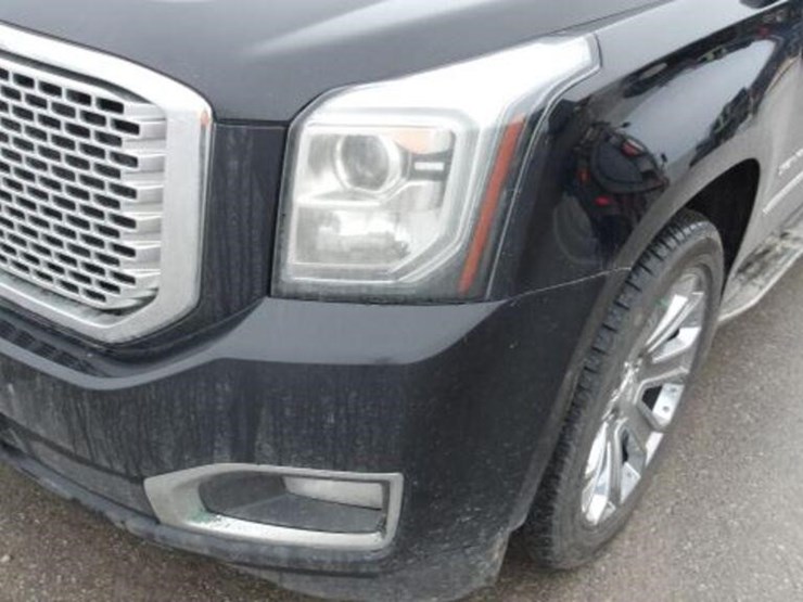 2016-gmc-yukon-denali-image-89