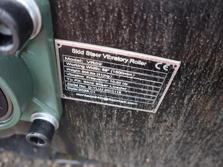 future-skid-steer-vibratory-roller-image-5