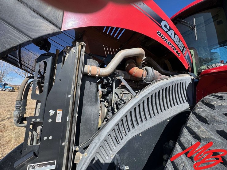 2014-case-ih-400-image-27