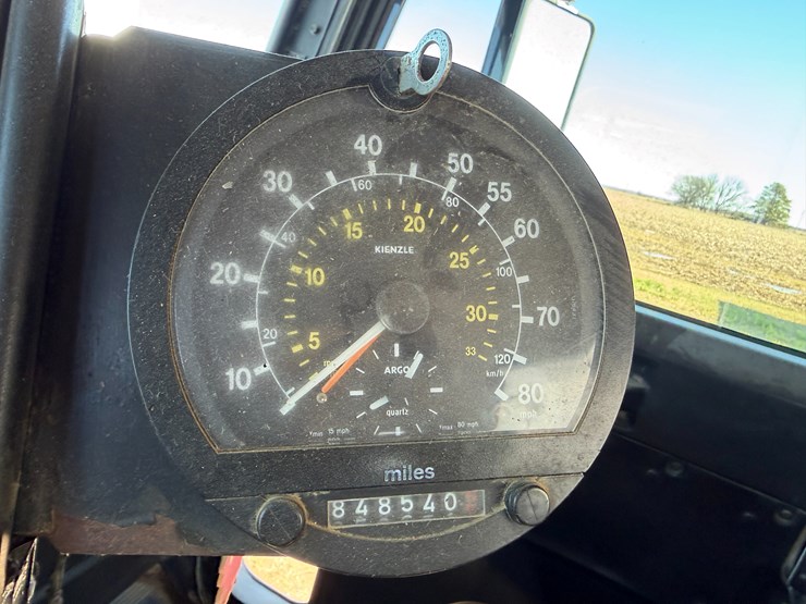 #42453-•-1996-freightliner-daycab-truck-tractor-vin:-1fupdcxb8th744360-image-76