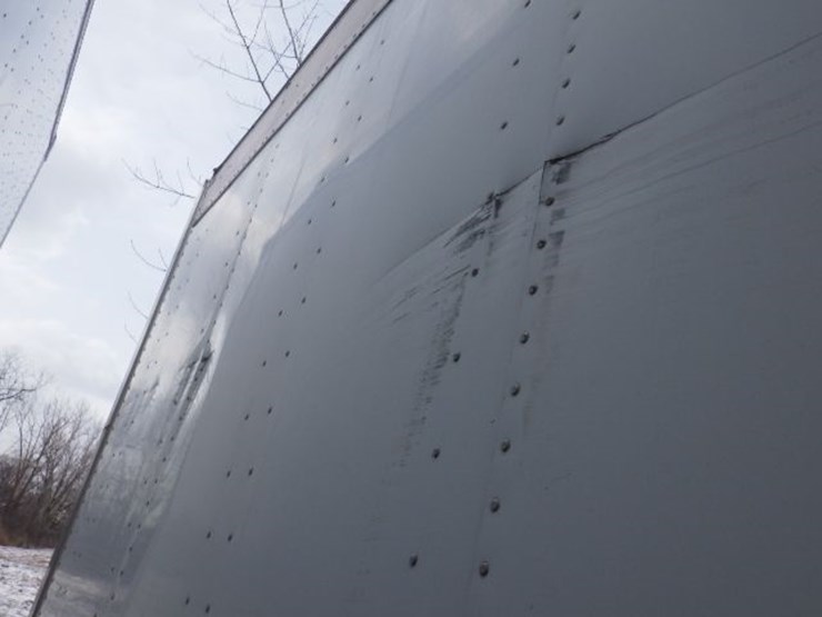 2011-great-dane-van-image-13