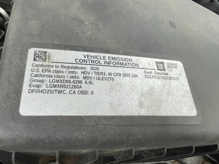 2020-chevrolet-2500hd-image-63