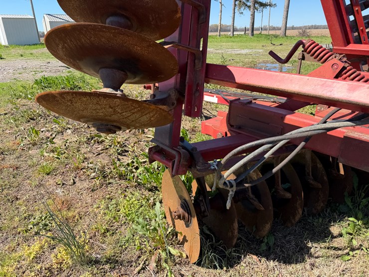 case-ih-3900dh-image-33