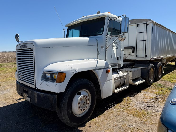 #42453-•-1996-freightliner-daycab-truck-tractor-vin:-1fupdcxb8th744360-image-1