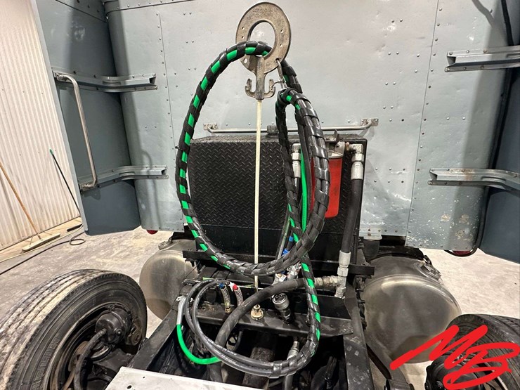 2007-peterbilt-379-image-55