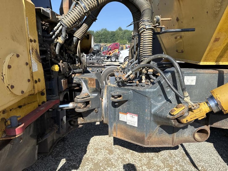 2008-komatsu-hm400-2-image-53