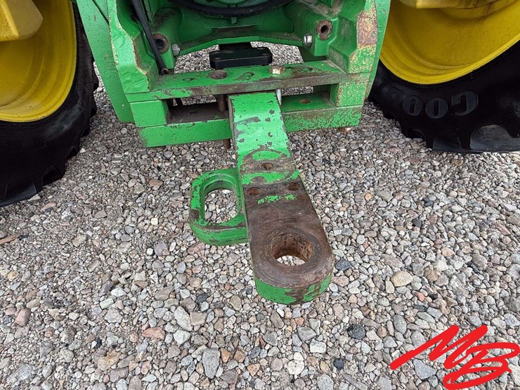 2013-john-deere-8285r-image-12