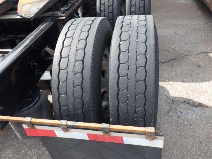 2022-kenworth-t680-image-9