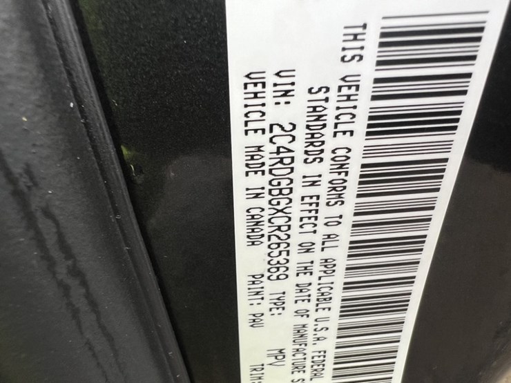 2012-dodge-grand-caravan-image-11