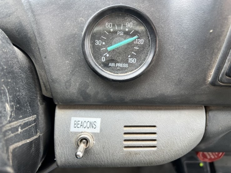 2004-ford-f650-sd-image-24