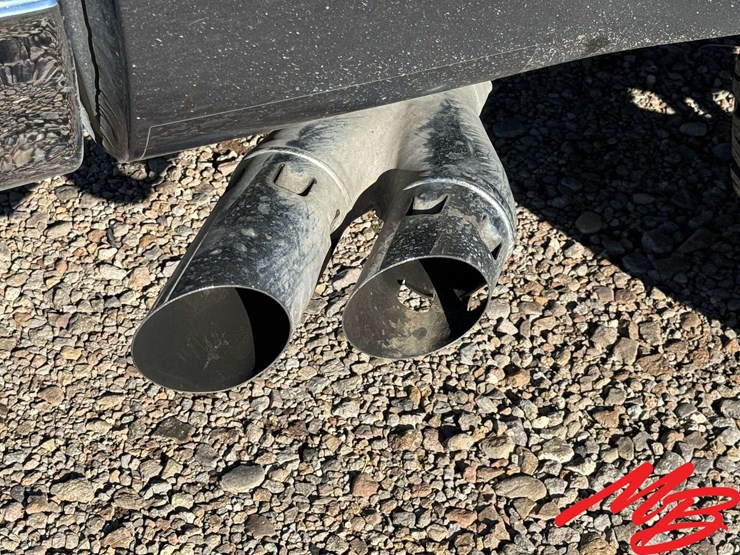 2011-ford-f250-image-15