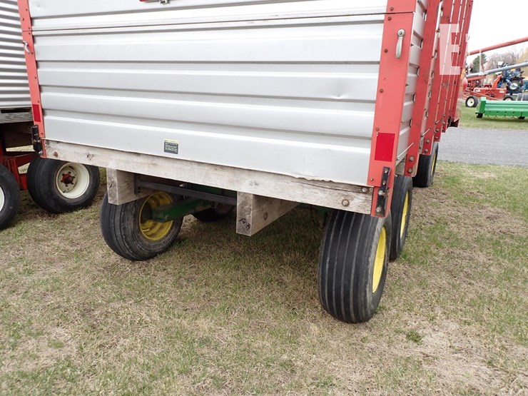 john-deere-1275-image-7