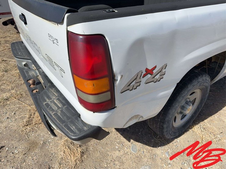 2002-chevrolet-silverado-1500-ls-image-21