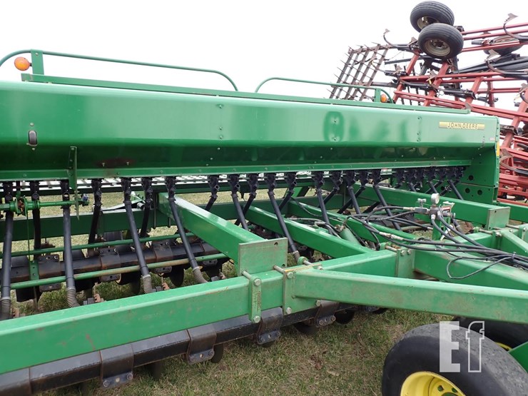 john-deere-750-image-5