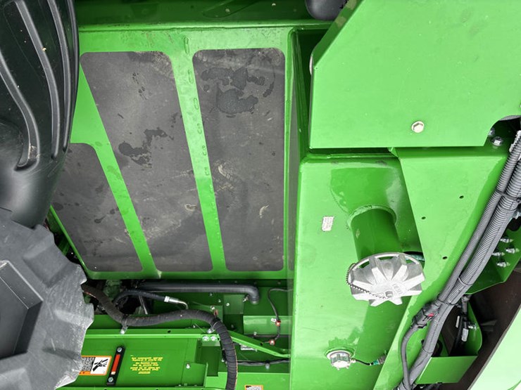 2023-john-deere-s780-image-82