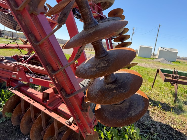 case-ih-3900dh-image-18