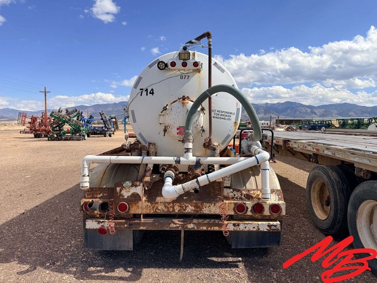 2012-tanker-trailer-image-6